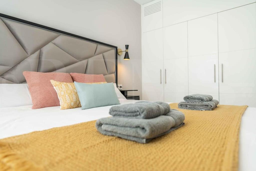 Apartamento Tranquil & Bright With Parking By Rems